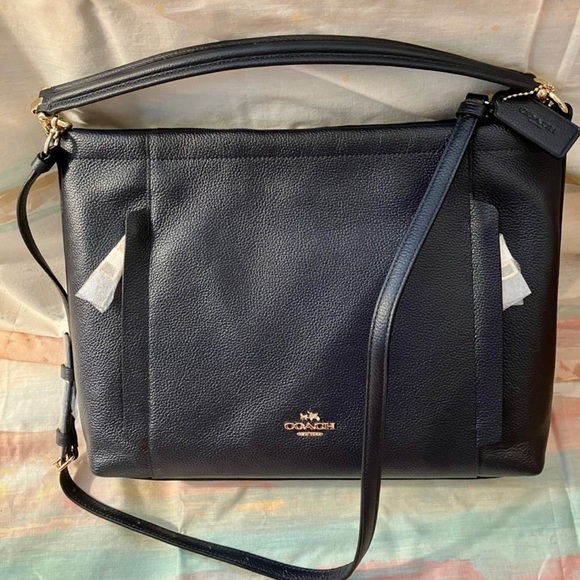 Coach Handbags - COACH SCOUT HOBO CROSSBODY NAVY PEBBLED LEATHER NEW WITH TAGS